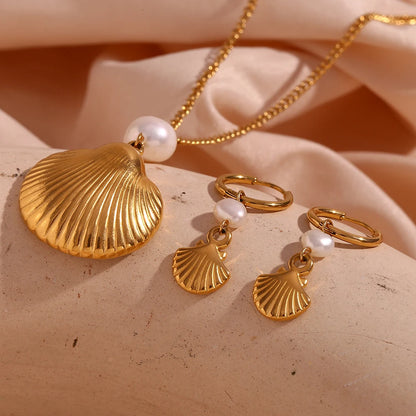 Bohemian Pearl and Shell Jewelry Set