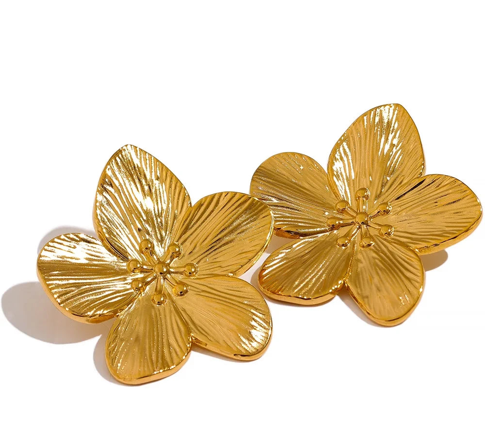 18K Gold Golden Flower Earrings for Women Elegant Floral Design