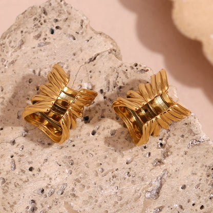 Ray Retro Gold Clip Earrings