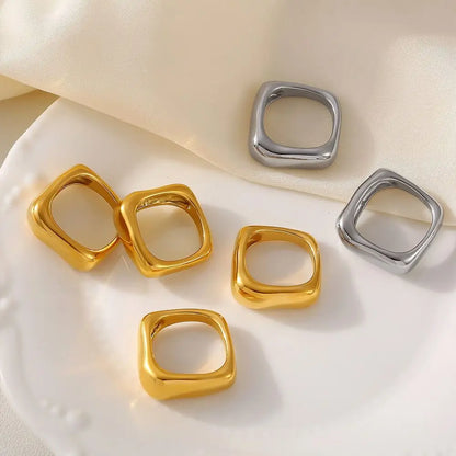 Belle Geometric Ring in Gold Plated Stainless Steel